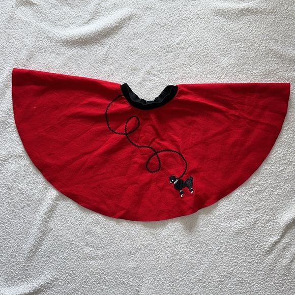Skirt in size xs. by Hip Hop 50’s shop, red with poodle dog on front, pre-owned - Picture 5 of 10